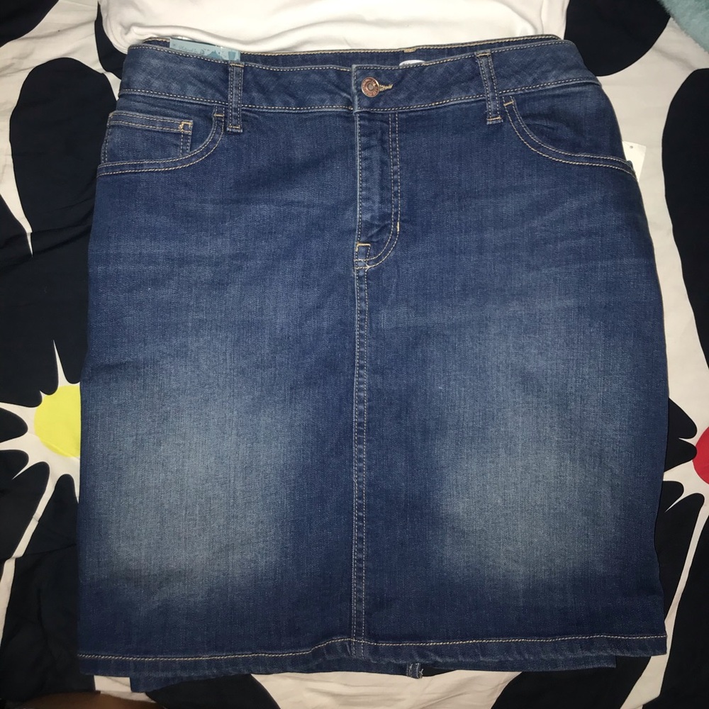 Old Navy Denim Skirt Sz 16 NWT